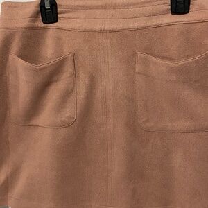 Kendall + Kylie Women’s Mini Skirt size Small Blush Pink